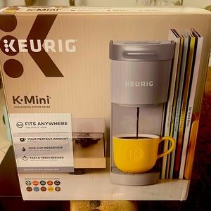 Brand new Keurig Mini. Never used!